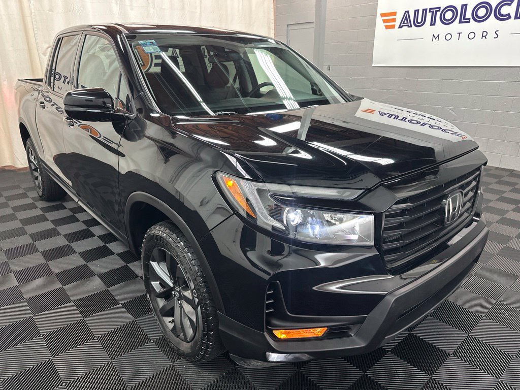 Used 2023 Honda Ridgeline Sport image 2