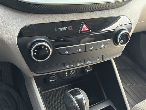 Used 2019 Hyundai Tucson SE FWD image 28