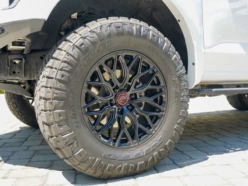 Used 2025 Ford F150 Raptor w/ Equipment Group 803A Raptor R AWD/4WD image 42