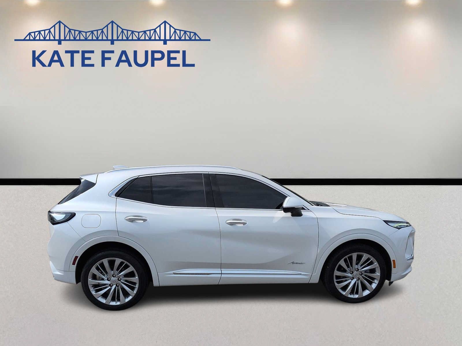 Used 2024 Buick Envision Avenir AWD/4WD image 8
