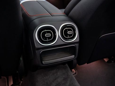 New 2026 Mercedes-Benz C 43 AMG 4MATIC Sedan image 22