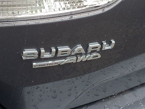 Used 2023 Subaru Forester Premium AWD/4WD image 35