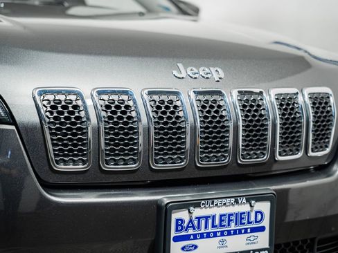 Used 2021 Jeep Cherokee Latitude Lux w/ Sun & Sound Group image 14