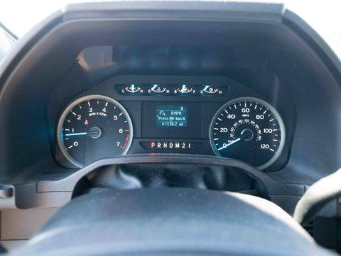 Used 2016 Ford F150 XLT RWD image 16