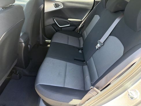 Used 2024 Kia Soul LX w/ Option Group 015 FWD image 29