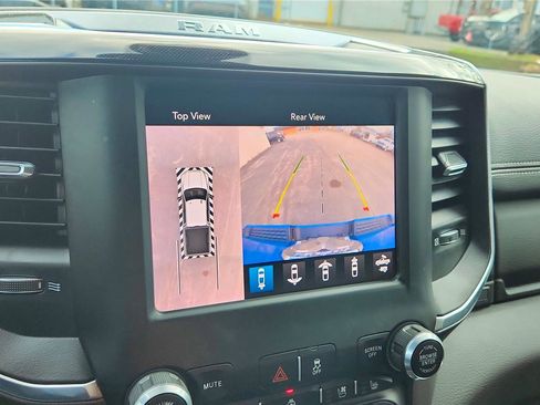 Used 2020 RAM 2500 Laramie image 36