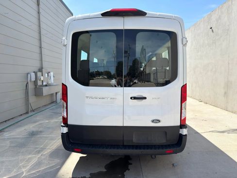 Used 2023 Ford Transit 350 XLT RWD image 5