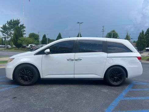Used 2014 Honda Odyssey EX image 9