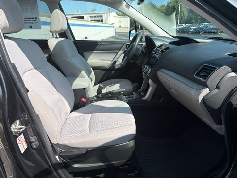 Used 2018 Subaru Forester 2.5i Premium AWD/4WD image 25