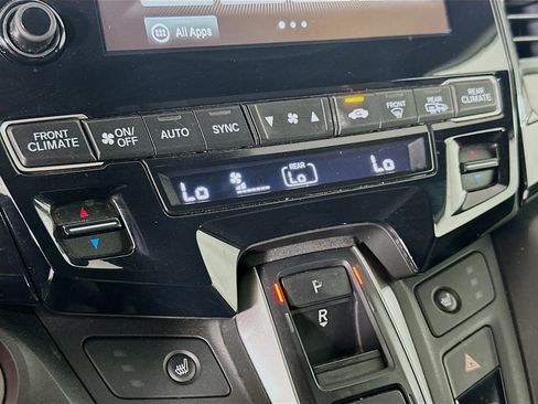 Used 2019 Honda Odyssey EX image 23