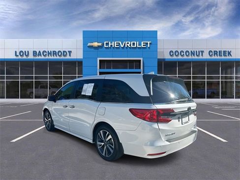 Used 2023 Honda Odyssey Touring image 6