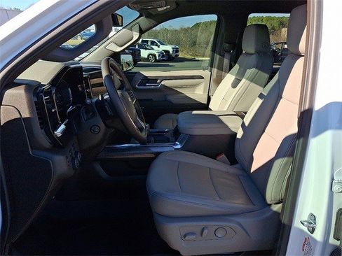 Certified 2024 Chevrolet Silverado 1500 LTZ w/ LTZ Convenience Package II image 8