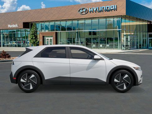 New 2026 Hyundai Ioniq 5 SE image 44