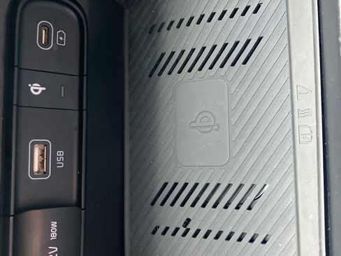Used 2023 Kia Sportage EX FWD image 25