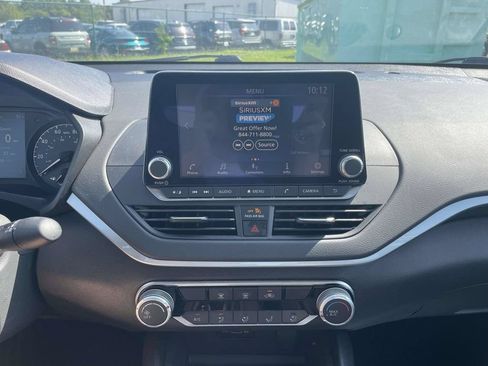 Used 2025 Nissan Altima 2.5 S FWD image 20