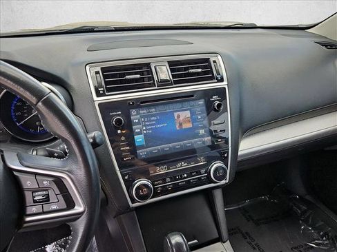 Used 2018 Subaru Outback 2.5i Premium AWD/4WD image 14