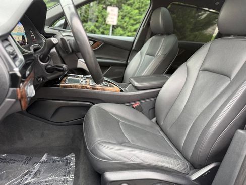 Used 2017 Audi Q7 3.0T Premium Plus image 24