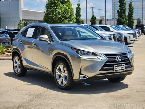 Used 2017 Lexus NX 200t FWD w/ Premium Package image 3