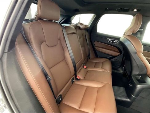 Certified 2022 Volvo XC60 T8 Inscription Expression image 34