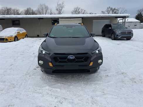 Used 2024 Subaru Crosstrek 2.5i Wilderness image 2