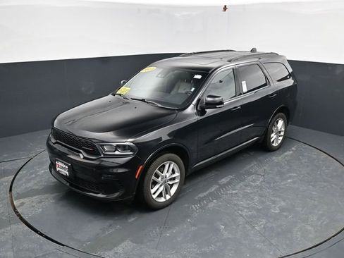 Used 2023 Dodge Durango GT image 39