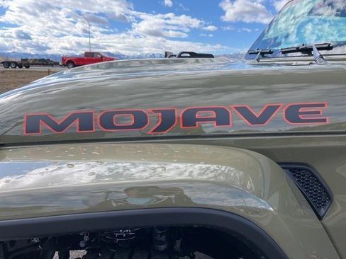 New 2026 Jeep Gladiator Mojave image 10