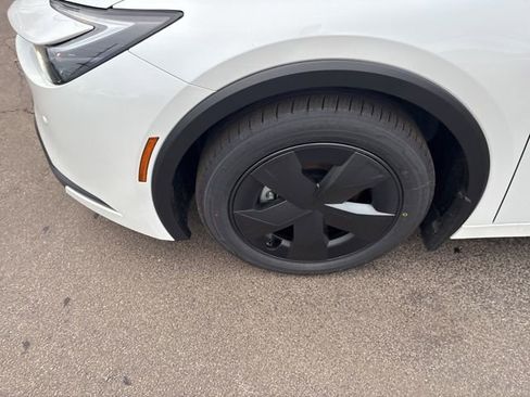 New 2026 Toyota Prius LE image 47