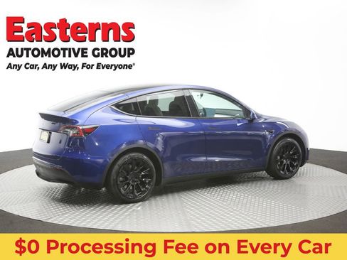 Used 2021 Tesla Model Y Long Range AWD/4WD image 37