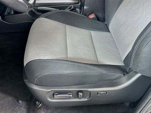 Used 2023 Toyota Tacoma TRD Off-Road image 19