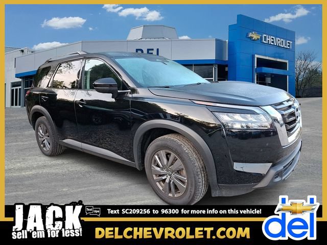 Used 2025 Nissan Pathfinder SV FWD image 1