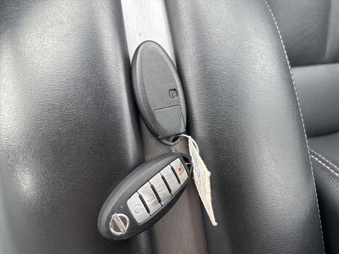 Used 2020 Nissan Murano SL w/ Moonroof Package image 23