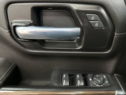 Used 2022 Chevrolet Silverado 1500 LT Trail Boss w/ Bed Protection Package image 20