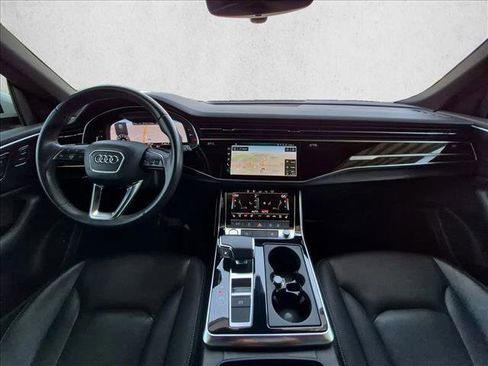 Used 2020 Audi Q8 Premium Plus w/ Premium Plus Package AWD/4WD image 19