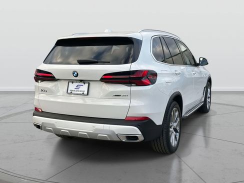 Used 2026 BMW X5 xDrive40i AWD/4WD image 5