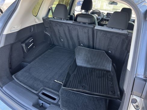 Certified 2023 Nissan Rogue SV image 23