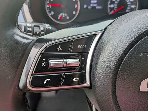 Used 2022 Kia Seltos S FWD image 13