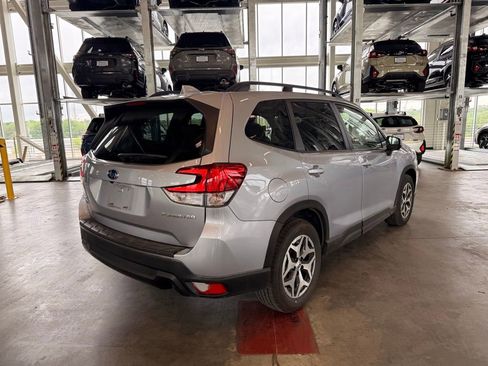 Used 2021 Subaru Forester Premium w/ Popular Package #1 AWD/4WD image 3