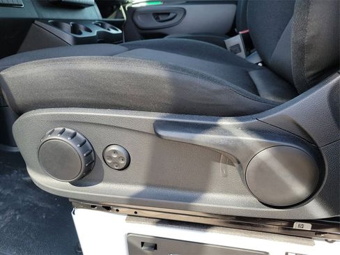 New 2025 Mercedes-Benz Sprinter 2500 image 9