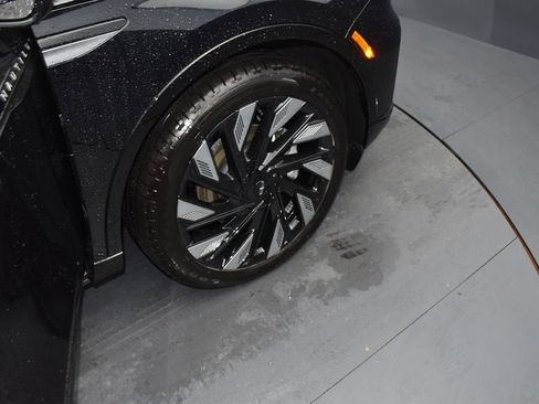 New 2026 Lincoln Nautilus Reserve w/ Jet Appearance Package AWD/4WD image 18
