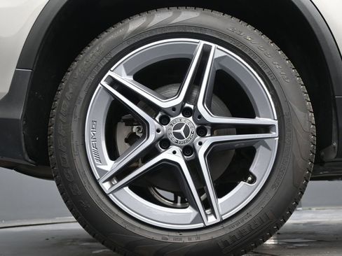 Used 2022 Mercedes-Benz GLC 300 GLC 300 image 9