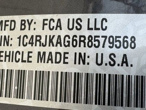 Used 2024 Jeep Grand Cherokee L Altitude image 39