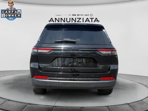 Certified 2024 Jeep Grand Cherokee Altitude AWD/4WD image 4