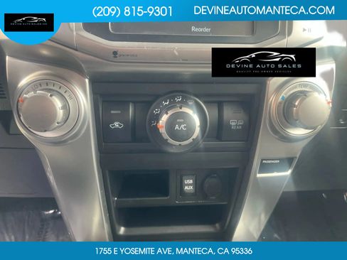 Used 2017 Toyota 4Runner SR5 Premium image 24