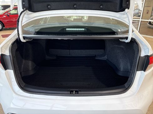 Certified 2025 Toyota Corolla SE w/ Convenience Package image 24