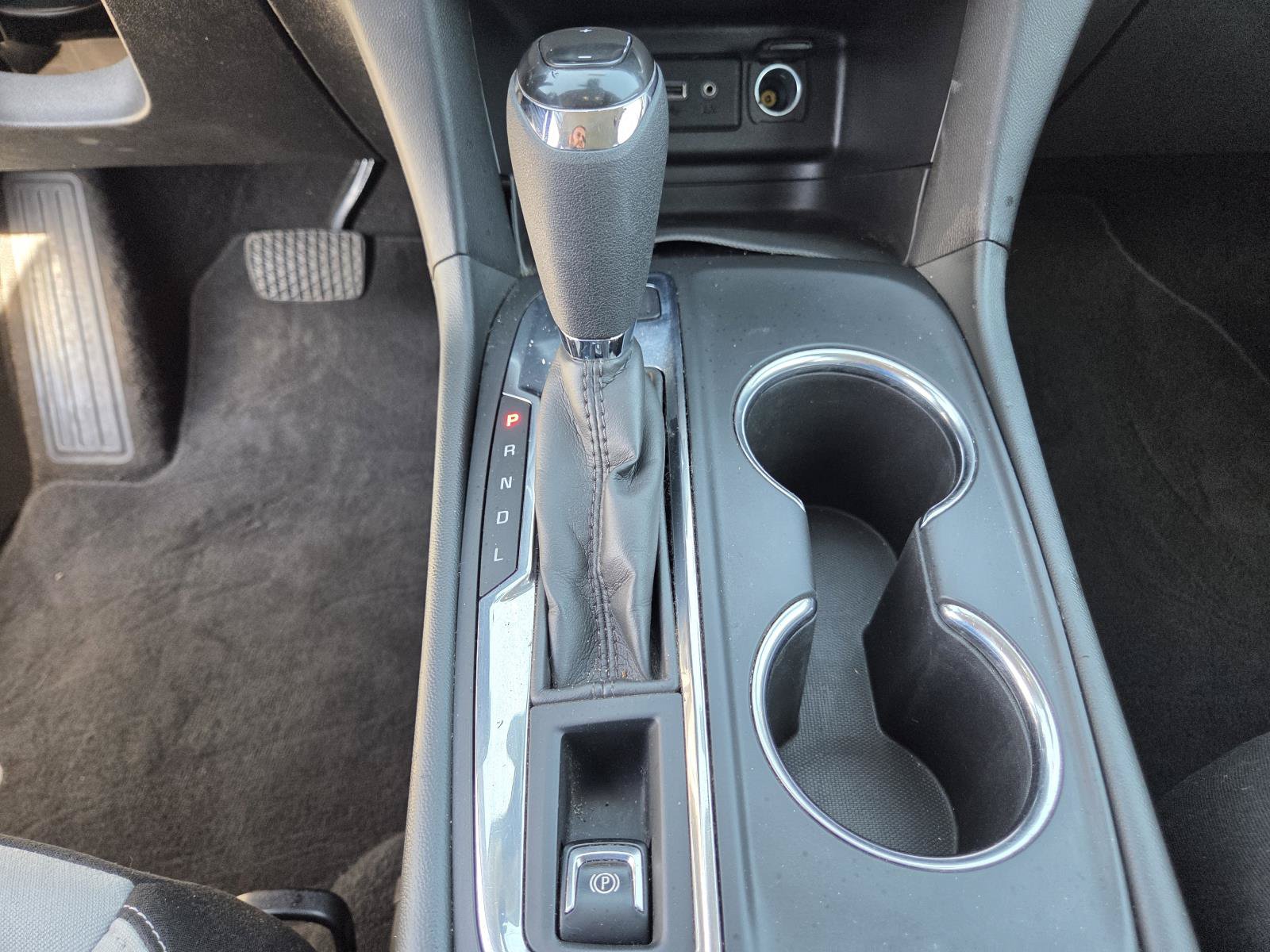 Used 2021 Chevrolet Equinox LS AWD/4WD image 26