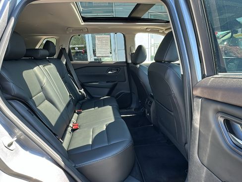Certified 2023 Nissan Rogue SL w/ SL Premium Package AWD/4WD image 24