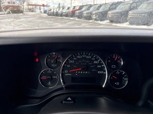 Used 2024 Chevrolet Express 2500 w/ Driver Convenience Package image 15