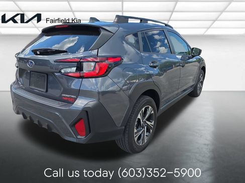 Used 2024 Subaru Crosstrek 2.0i Premium AWD/4WD image 5