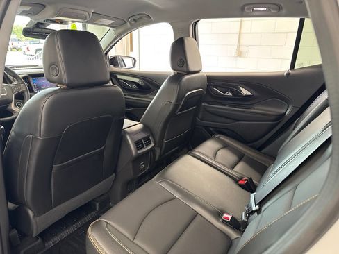 Used 2024 GMC Terrain AT4 AWD/4WD image 38