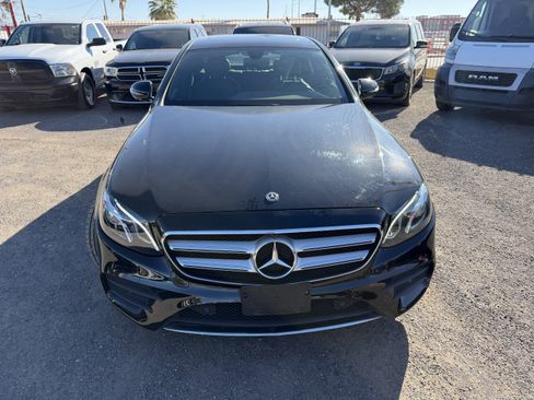 Used 2020 Mercedes-Benz E 350 Sedan image 2